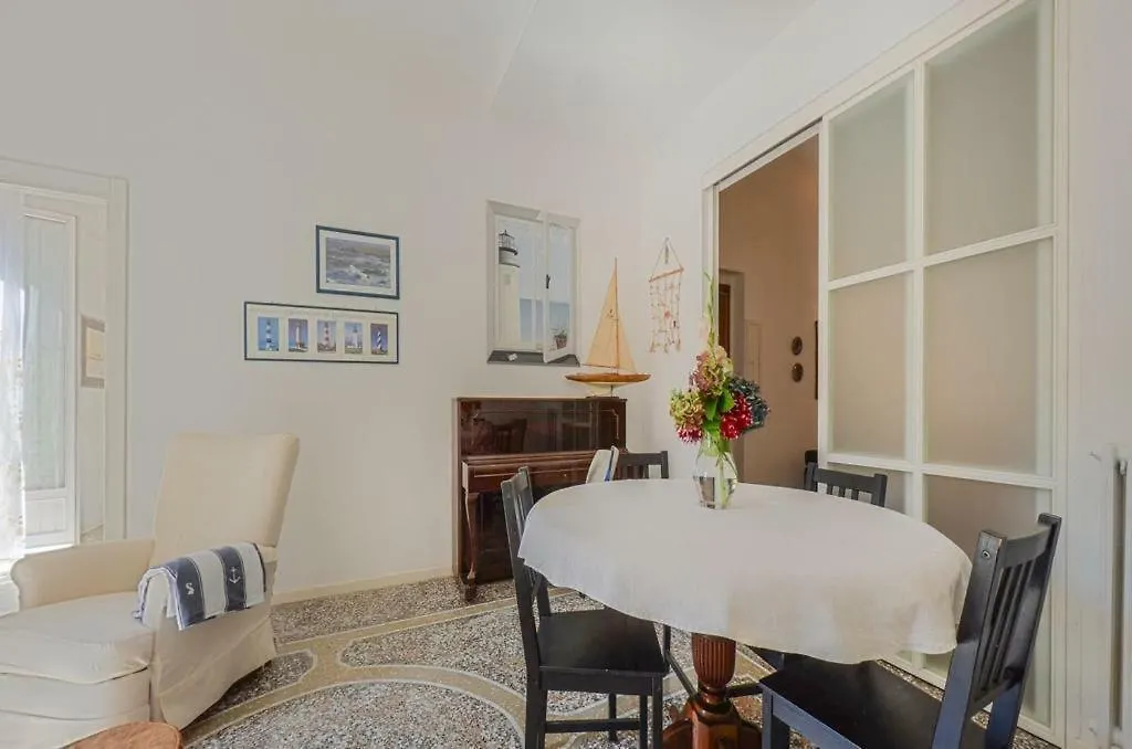 Sabrina'S Relax Fra Mare E Storia Apartment Savona Italy