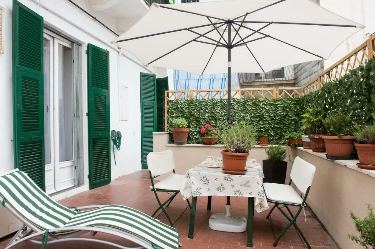 Sabrina'S Relax Fra Mare E Storia Apartment Savona Italy